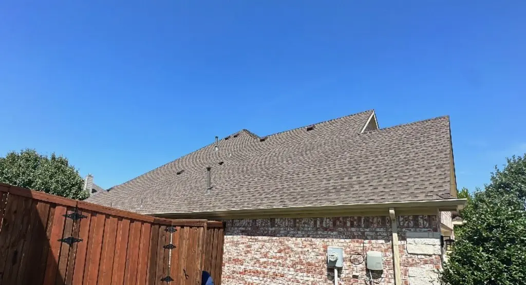 Completed roof replacement project in Valencia West